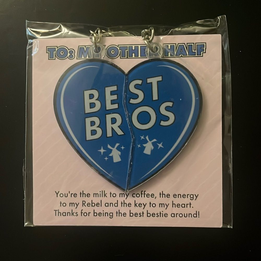 NEW WITH TAGS FEBRUARY 2025 DUTCH BROS BEST BROS KEY CHAINS